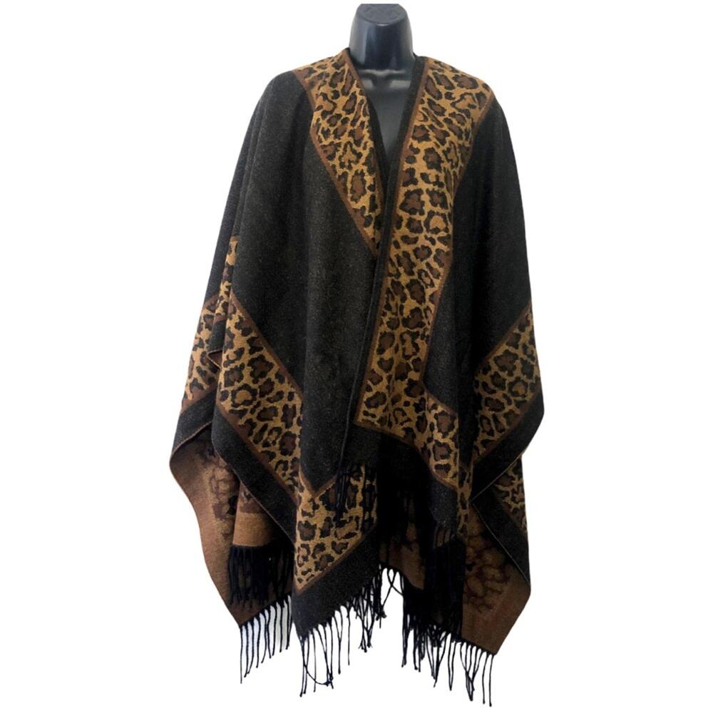 NWT Cejon Animal Leopard Print Shawl w Fringe OS